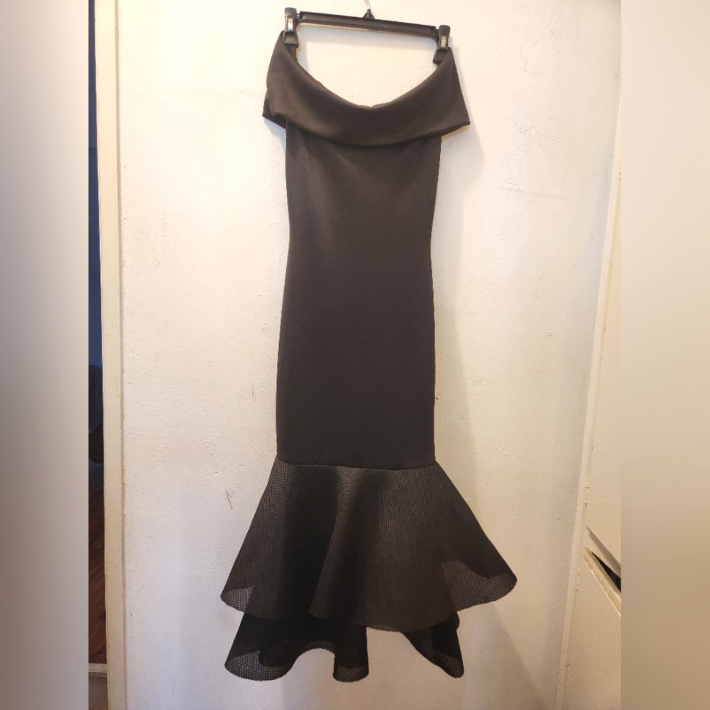 Want My Look | Strapless Bodycon Ruffled Black Dress